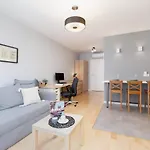 Solna Apartment With Parking Cracow By Noclegi Renters