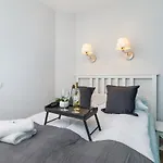 Solna Apartment With Parking Cracow By Noclegi Renters