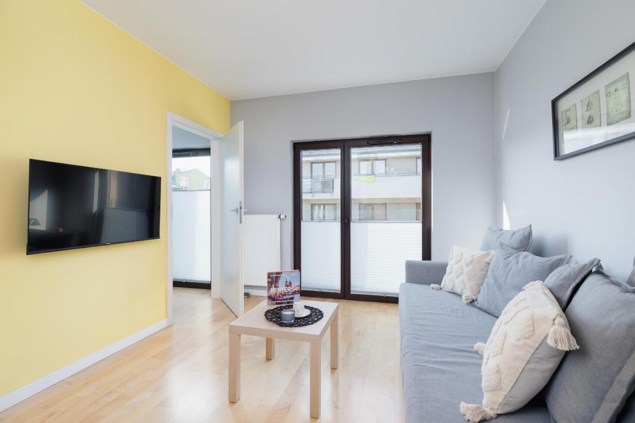 Solna With Parking Cracow By Renters *